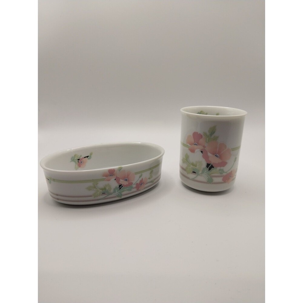 Anastasia By Andre Richard Co. Japanese VTG 80’s Set  Soap Dish, Tumbler EUC